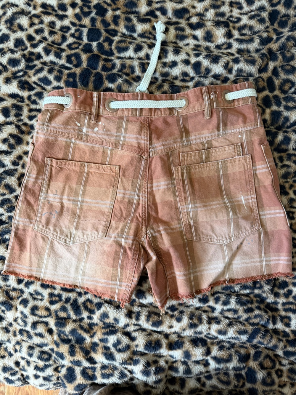 We The Free Moxie Jean shorts 32 - Picture 2 of 3